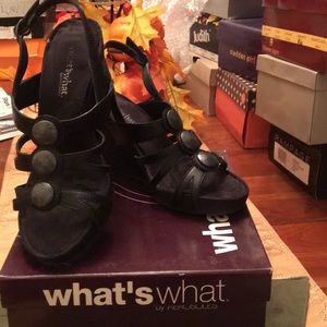 aero soles wedge sandals black